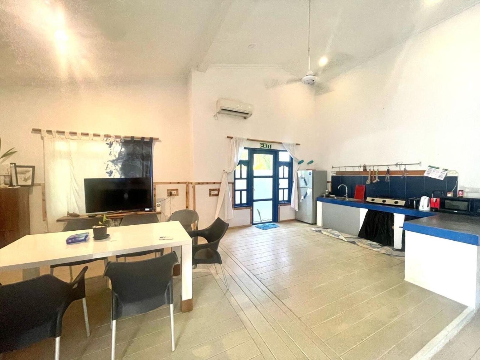 La Due Thulusdhoo Hotel Buitenkant foto