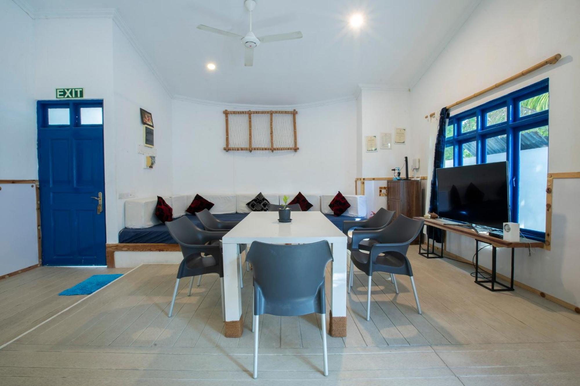 La Due Thulusdhoo Hotel Buitenkant foto